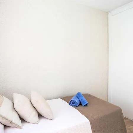 Urban Nest By Interhome דירה